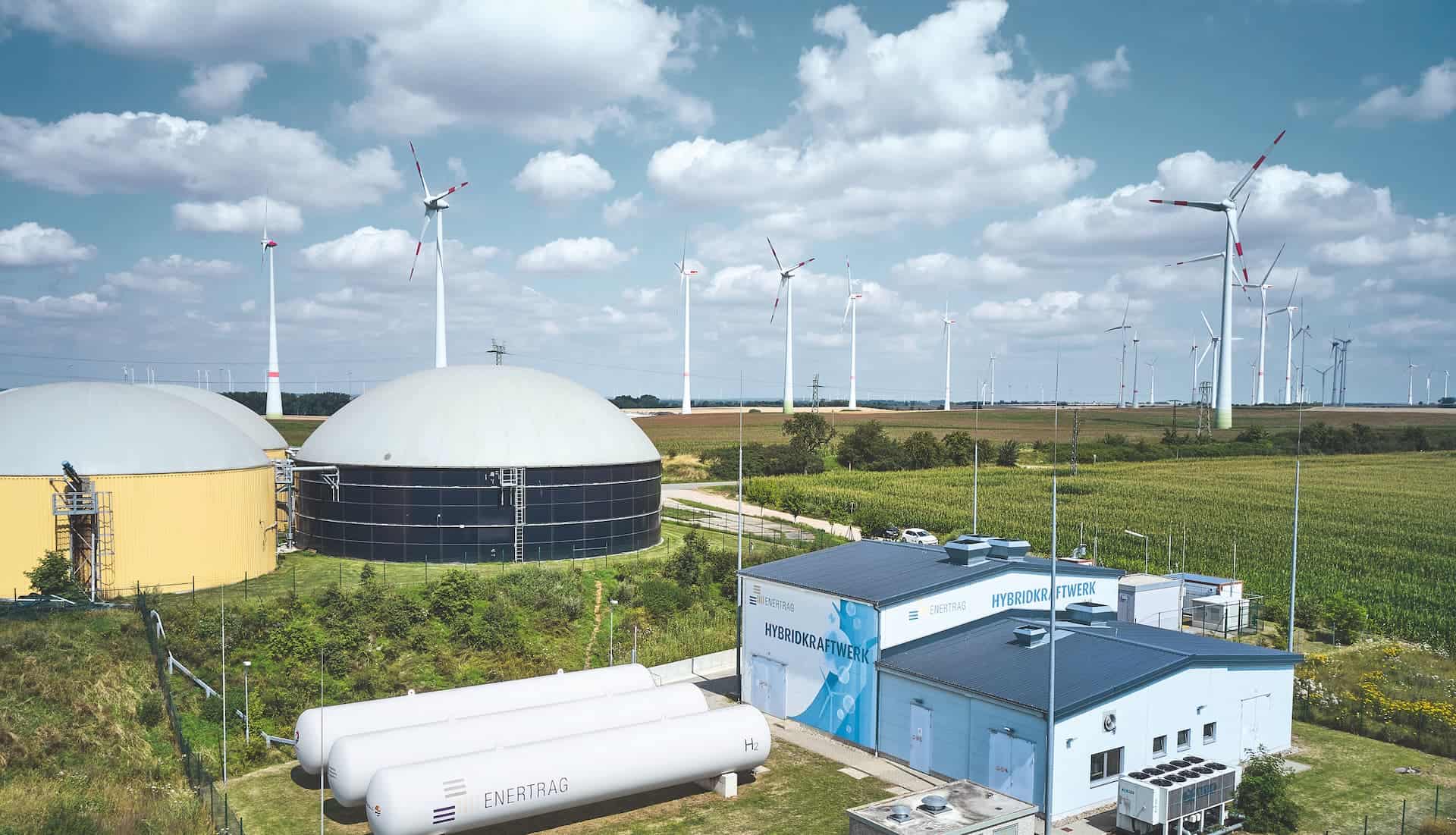 Erneuerbare Energien und Windkraftanlagen bei Startup Labor Schwedt für nachhaltige Energieprojekte.