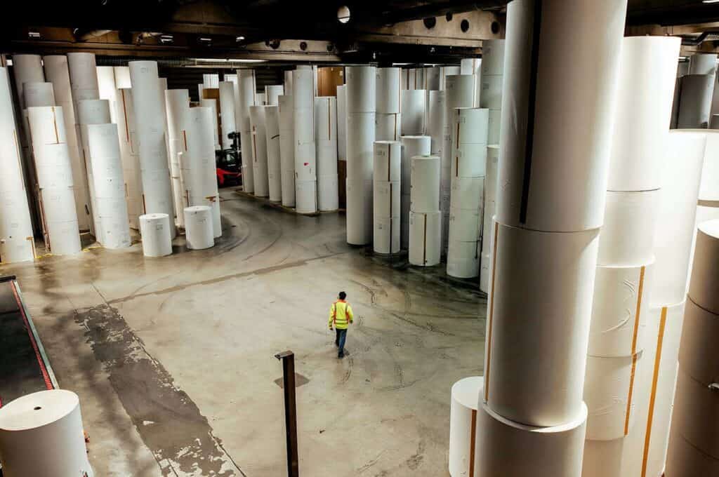 Rohstoffe und Lagerung bei Startup Labor Schwedt.